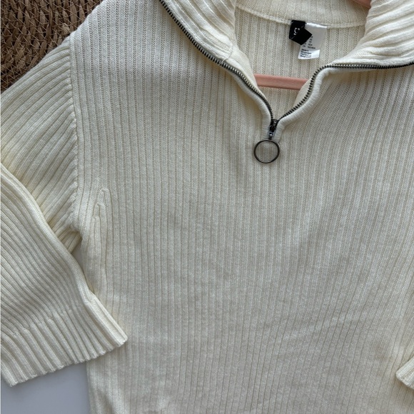 H&M Divided Womens XS Ribbed Knit Sweater With Zip Collar‎ 100% Acrylic - Picture 5 of 10